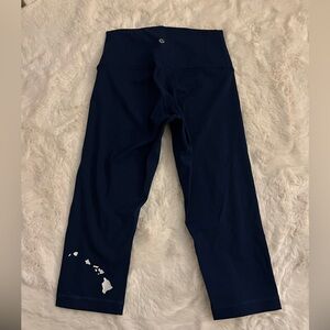 Lululemon HAWAII islands ALOHA align capri 21”